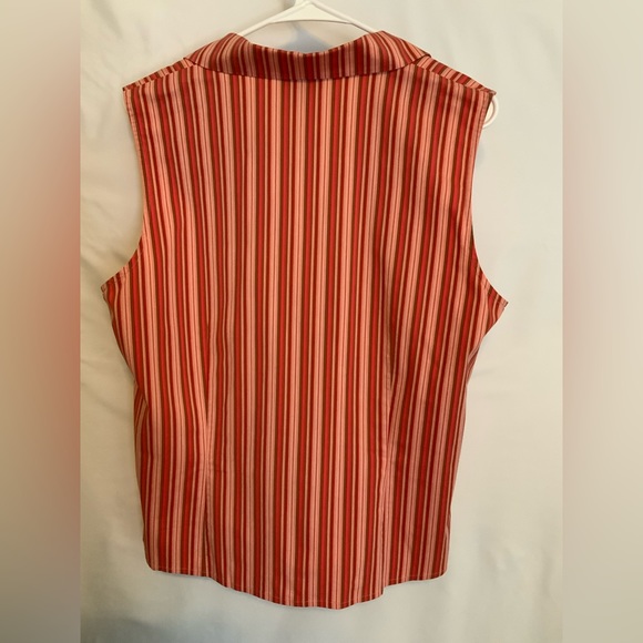 Sleeveless blouse with stretch - Picture 2 of 3